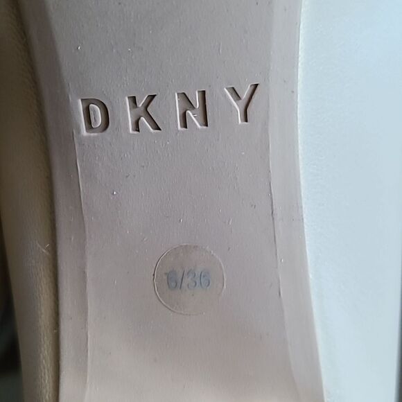 New DKNY size 6 shoes - Picture 4 of 6